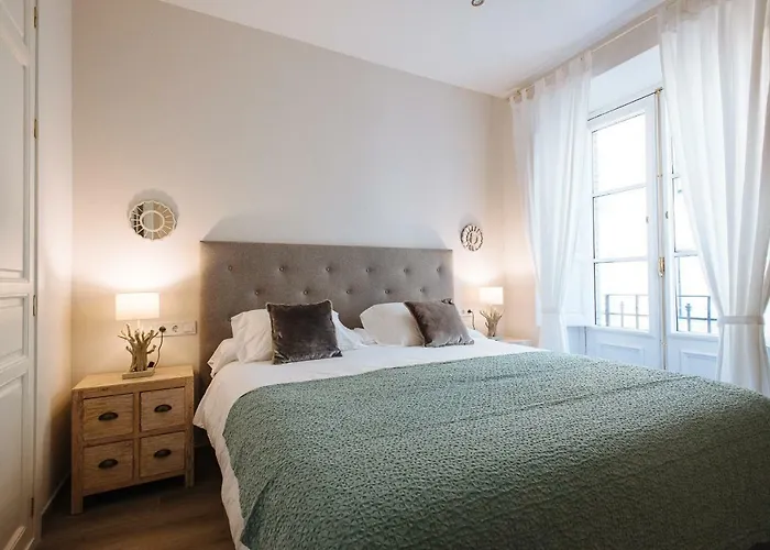 Hostly Aponte Exclusive Apartment-Center-Fibre-Parking Optional-Cless