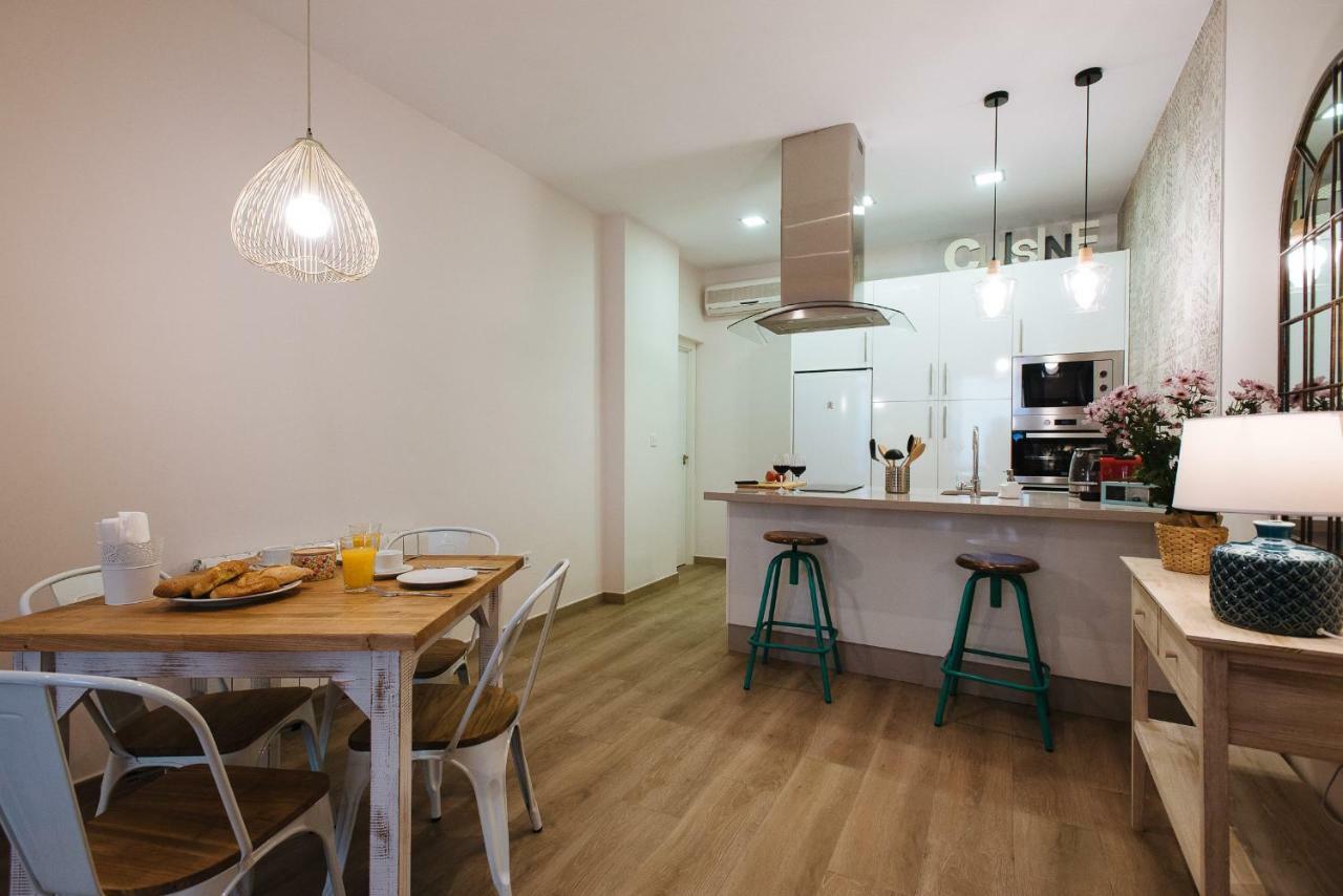 Apartamento Hostly Aponte Exclusive Apartment-center-fibre-parking Optional-cless